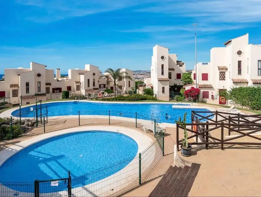 Appartement Entre Mer Et Golf Bahia de Casares 0*,