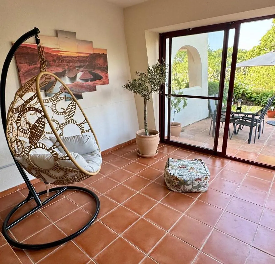 Appartement Entre Mer Et Golf Bahia de Casares